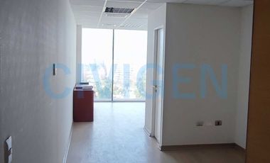 Oficina en arriendo en LO BARNECHEA