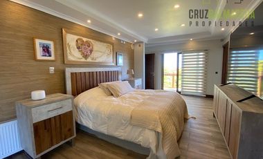 Casa en Venta en Casa de 650 m2 con piscina temperada - Lomas de Coihuin