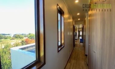 Casa en Venta en Casa de 650 m2 con piscina temperada - Lomas de Coihuin