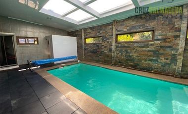 Casa en Venta en Casa de 650 m2 con piscina temperada - Lomas de Coihuin