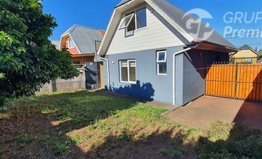 Casa en Venta en Javiera Carrera - Simon Bolivar