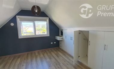 Casa en Venta en Javiera Carrera - Simon Bolivar