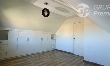Casa en Venta en Javiera Carrera - Simon Bolivar