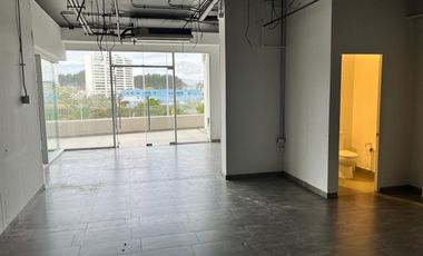 Local Comercial en Arriendo en Reñaca norte frente a Av. Edmundo Eluchans