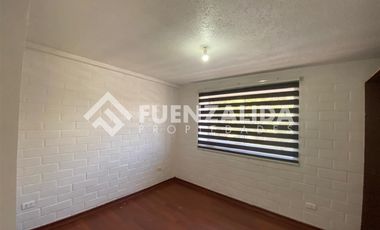 Casa en Arriendo en Villa Carlos Droguett