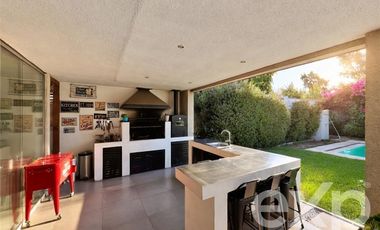 Casa en Venta en Lo Pinto Chicureo