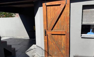 Casa PH en alquiler en Wilde Centro