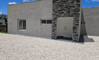 Venta Casa 4 ambientes a estrenar. Barrio Harás del Mar. Santa Clara