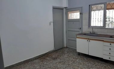 ALQUILER CASA 3 AMB EN VILLA LUZURIAGA