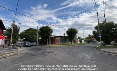 Casa 6 ambientes 226 m² en venta con cochera en Burzaco - Apto Credito