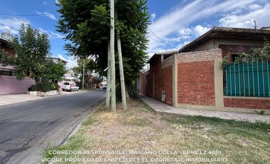 Casa 6 ambientes 226 m² en venta con cochera en Burzaco - Apto Credito