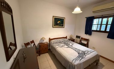 Chalet en alquiler temporario c/ cochera en Ostende