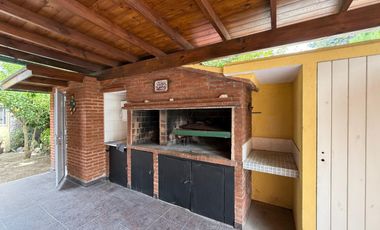 Chalet en alquiler temporario c/ cochera en Ostende