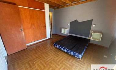 PH en alquiler c/ cochera en Ramos Mejía