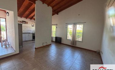 PH en alquiler c/ cochera en Ramos Mejía