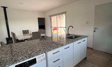 Casa en venta barrio privado Los Cardos en Las Paredes