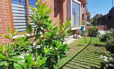 ARRIENDO CASA CON PISCINA, MACHALI