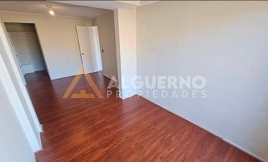 VENDO EXCLUSIVA CASA DE 3D3B2E Y PISCINA C DE LOS VALLES