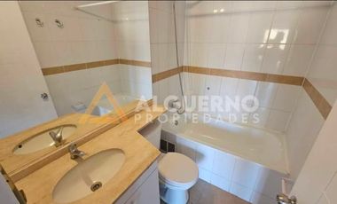 VENDO EXCLUSIVA CASA DE 3D3B2E Y PISCINA C DE LOS VALLES