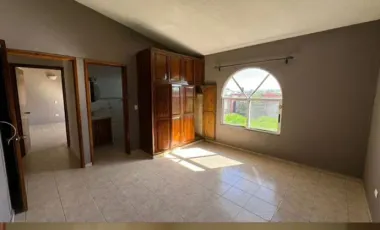 VENTA DE CASA UN SOLO NIVEL EN CHIPILO A UNAS CALLES DEL CENTRO