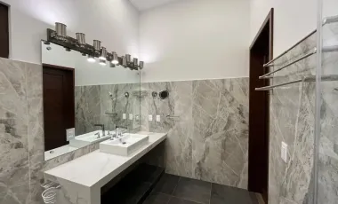 Casa en Venta en Fraccionamiento Cerrado en Amozoc, Puebla