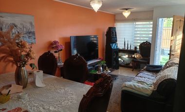OPORTUNIDAD CASA ESQUINA CON LOCAL COMERCIAL