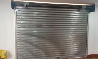OPORTUNIDAD CASA ESQUINA CON LOCAL COMERCIAL