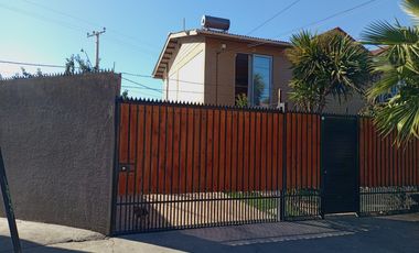 OPORTUNIDAD CASA ESQUINA CON LOCAL COMERCIAL
