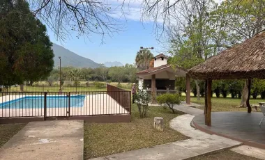 QUINTA EN VENTA A ESPALDAS DE LA CORTINA CADEREYTA N.L.