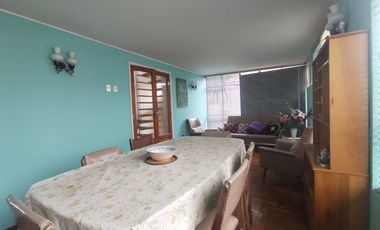 Casa en Arriendo en CASA DOS PISOS EN CERRO ESPERANZA, 4D/2B/4E.