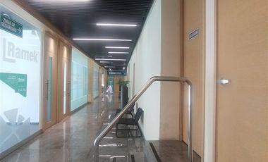 Oficina en Arriendo en Oficina en barrio industria calle Limache