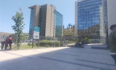 Oficina en Arriendo en Oficina en barrio industria calle Limache