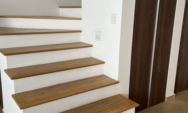 CASA EN RENTA EN SOPHIA DISTRITO