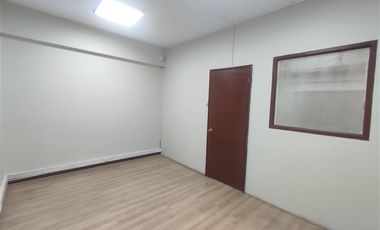 Oficina en Venta en agustina 1161