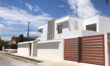 Casa Moderna en La Cisterna: Oportunidad Única