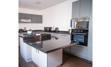 Casa Moderna en La Cisterna: Oportunidad Única