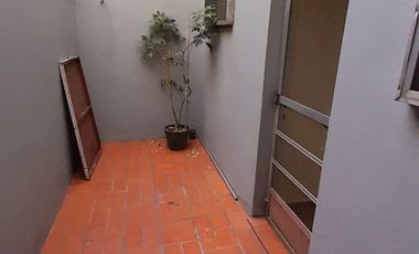 Florida Mitre/Este - Departamento 2 amb en Planta Baja con Patio Propio!
