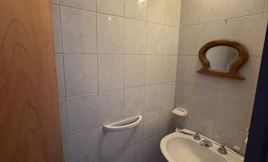 Alquiler, Casa 2 Dorm, 2 Baños, Galeria, Jardin, Quintas de Arguello