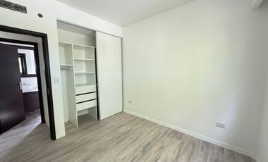 Departamento en alquiler de 2 ambientes con cochera