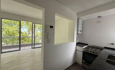 Departamento en alquiler de 2 ambientes con cochera