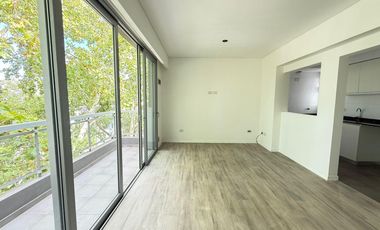 Departamento en alquiler de 2 ambientes con cochera