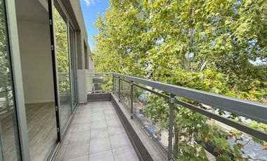 Departamento en alquiler de 2 ambientes con cochera