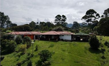 Renta Finca Semi Parcelacion 3 aguas exotica vista lote plano La Ceja