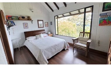 Finca campestre independiente para la venta en Santa Elena