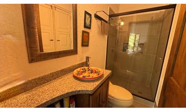 Finca campestre independiente para la venta en Santa Elena