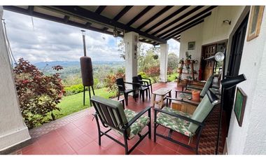 Finca campestre independiente para la venta en Santa Elena