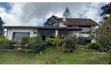 Finca campestre independiente para la venta en Santa Elena