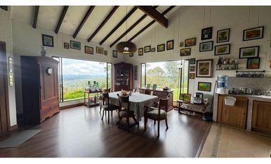 Finca campestre independiente para la venta en Santa Elena