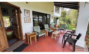 Finca campestre independiente para la venta en Santa Elena