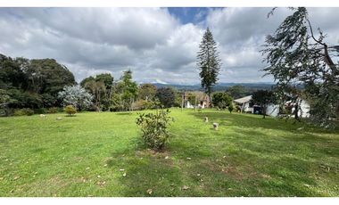 Finca campestre independiente para la venta en Santa Elena